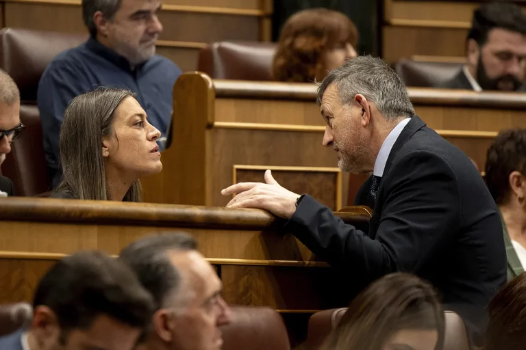 Junts se jacta de imponer a Sánchez el reparto de ayudas por los aranceles: "Cataluña recibe lo que le toca"