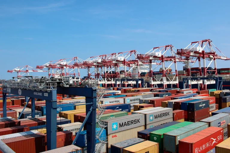 La OMC prevé la caída del comercio mundial por la guerra arancelaria