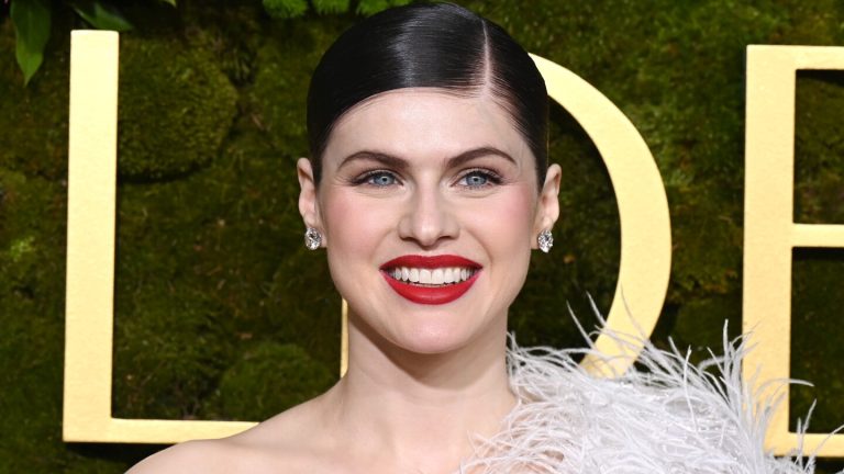 La evolución de Alexandra Daddario, el antes y después de la actriz en fotos