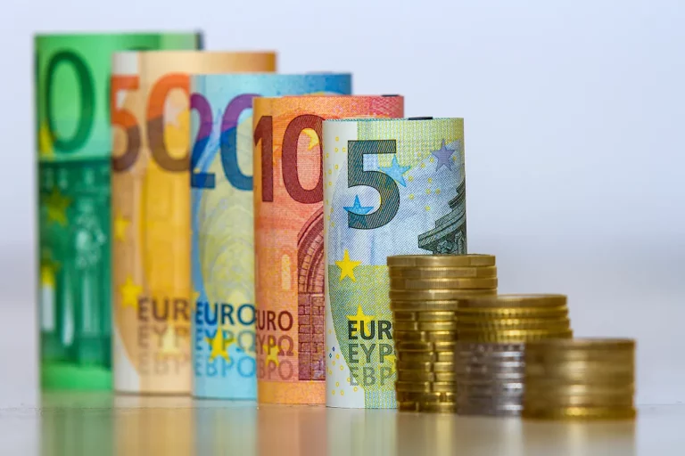 La inflación de la eurozona se desacelera en marzo hasta el 2,2%