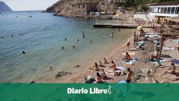 Las playas de Crimea ya están limpias de crudo tras derrame