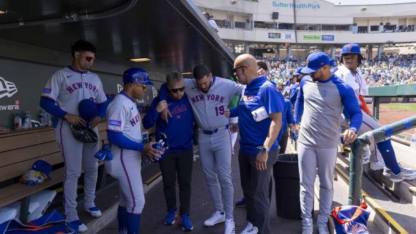 MLB: José Siri tiene fractura en la pierna izquierda y se lesiona