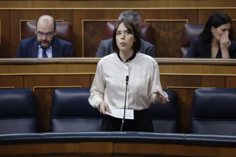 Morant defiende que los nuevos criterios de creación de universidades buscan "evitar que se devalúe la calidad"  de la enseñanza