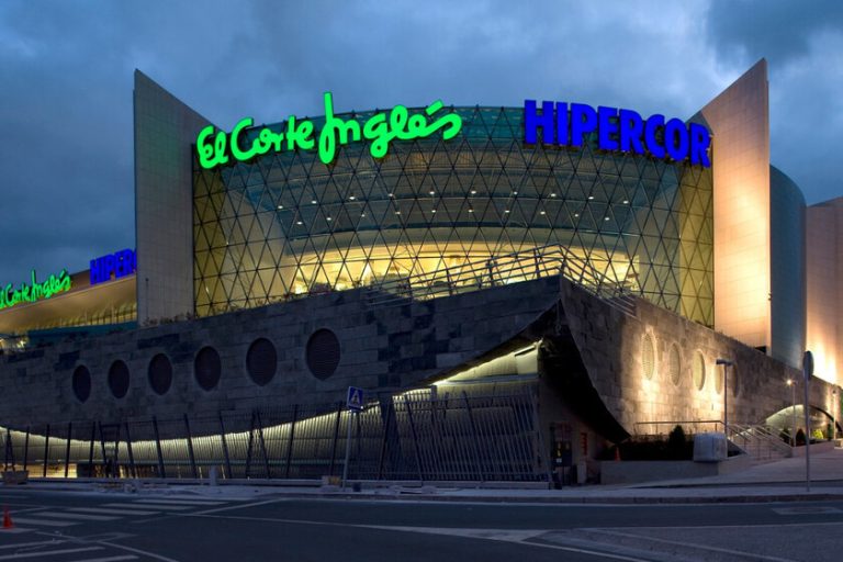 Móviles Samsung Galaxy, portátiles con pantalla OLED y más. Las mejores ofertas de El Corte Inglés durante el fin de semana