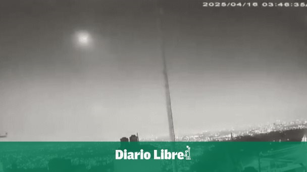 Paso de un meteorito causa estruendo en México