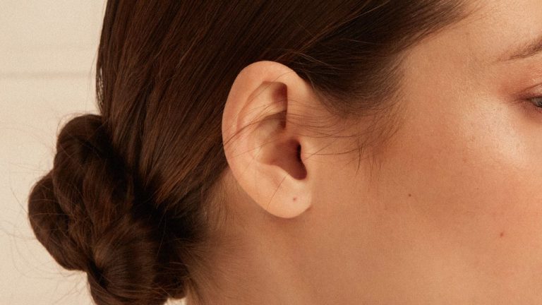 Reflexología facial: dime dónde te sale un granito y te diré qué problema puedes tener