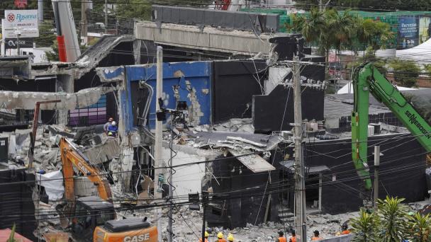Rescatistas de dicen han captado señales de vida en discoteca Jet Set