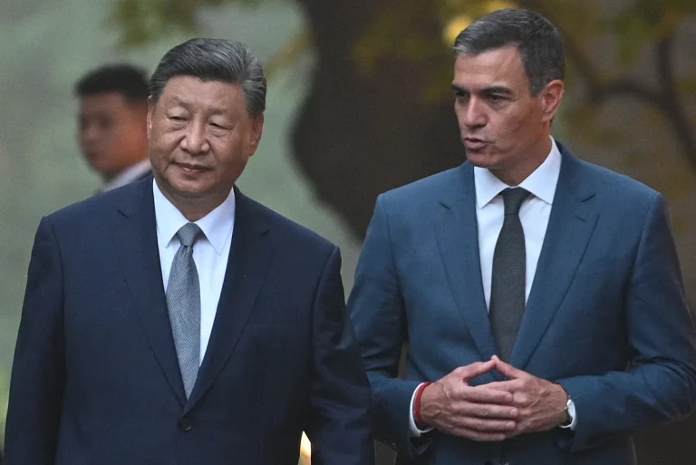 Sánchez, entre Trump y Jinping