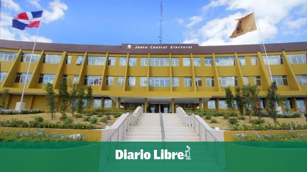 TSE conocerá amparo por proyecto de JCE de candidaturas independientes