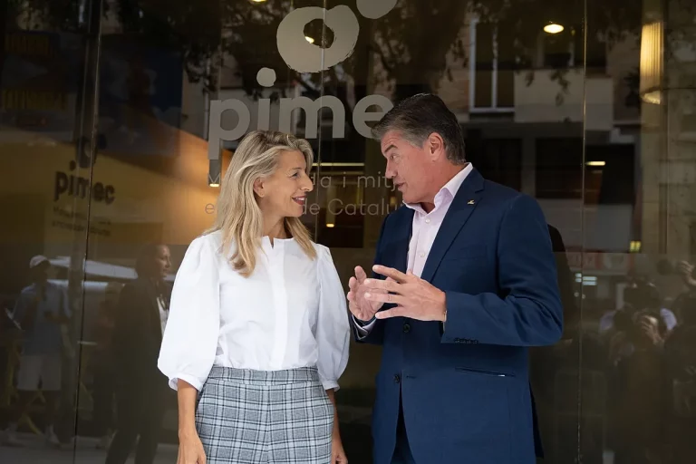 Yolanda Díaz impone a Pimec en la Comisión de Convenios y da diez días a CEOE y Cepyme para fijar un nuevo reparto